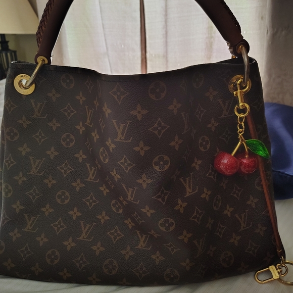 Louis Vuitton Brown Monogram Bag Artsy - Picture 11 of 16